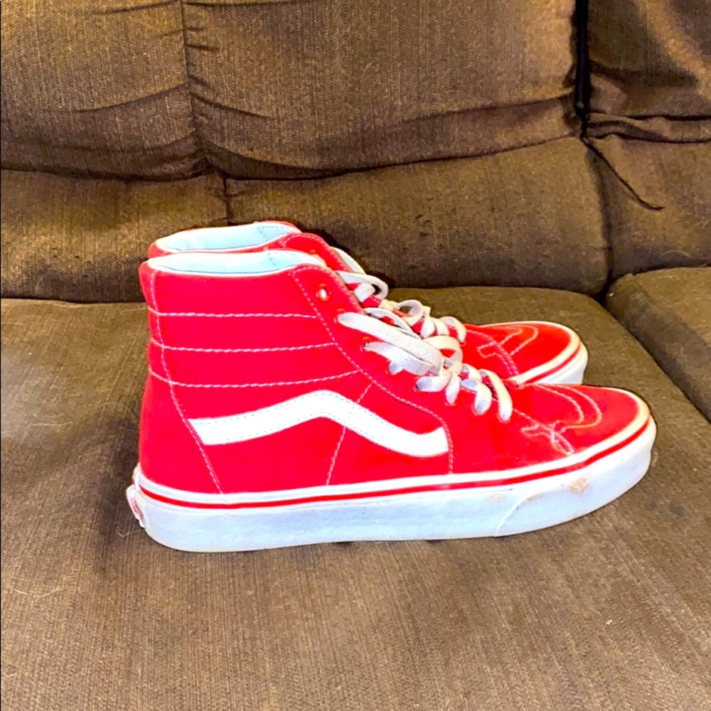 Vans High Tops Red Size 9 - Picture 1 of 3
